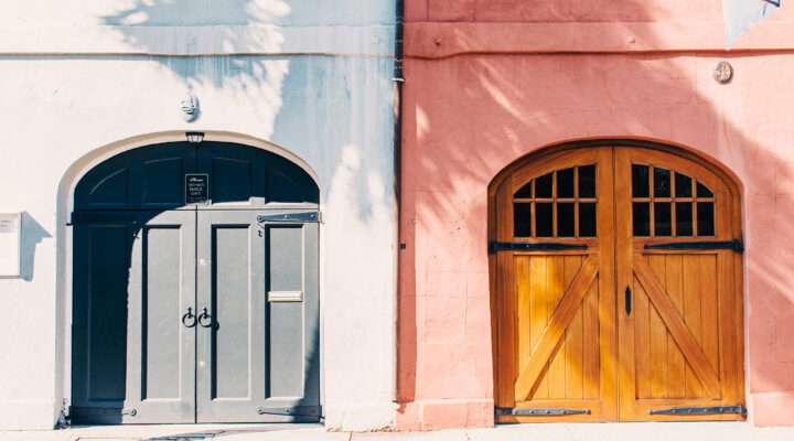 Charleston Travel Guide Pink Carriage House