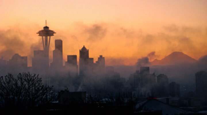 Seattle Skyline Winter - What to Wear to Seattle in the Winter